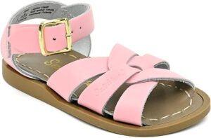 Saltwater sandals for girls