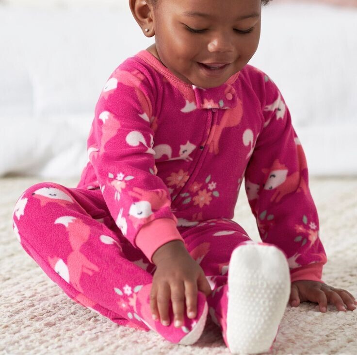 Footed Fleece Pajamas Versus Regular Pajamas Which Is Better For Your Baby