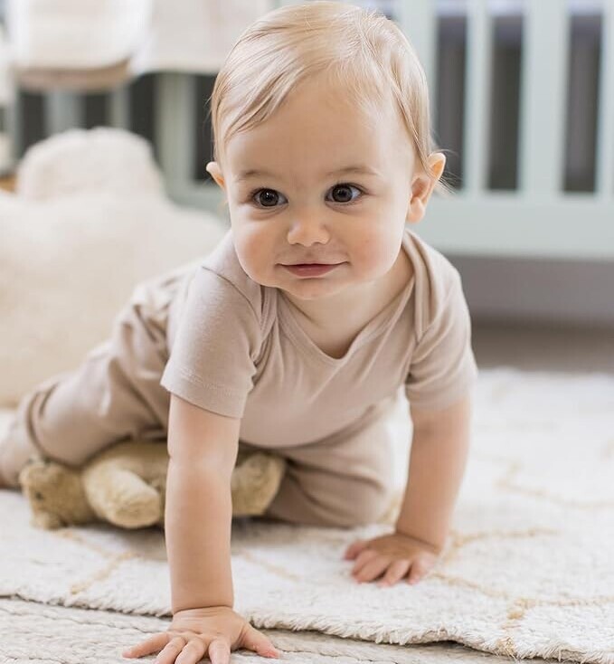 Rompers Vs. Onesies Which Is Better For Your Baby